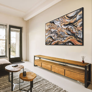 Leopardenmuster-Bild in heller Einrichtung – abstrakte Tierkunst