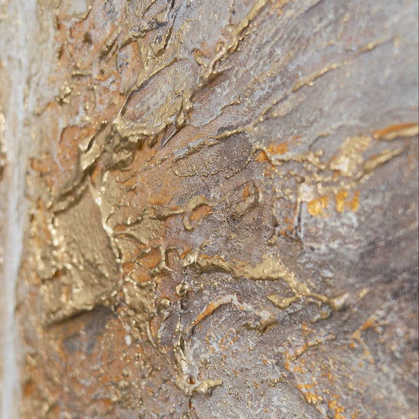 Wandbild das einen Raum sofort definiert – goldene Reliefexplosion als kraftvoller Fixpunkt