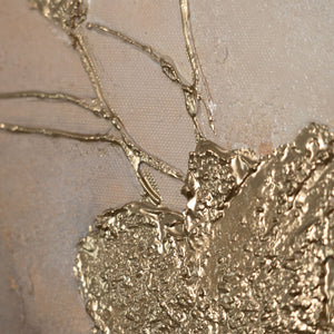 Leinwandbild mit Rahmen „Leuchten in den Wolken“ – Abstrakte Blumen in Goldtönen