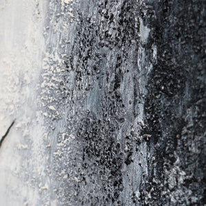 Handgemaltes Acrylgemälde mit Rahmen „Atem des Winters“ – Moderne Wandkunst