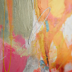 Detail des Gemäldes „Symphonie der Farben" – expressive Pinselstriche und Farbspritzer in Rot und Gelb