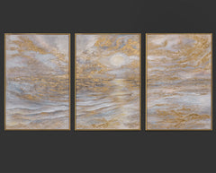 „Meeresleuchten“ – Handgemaltes Küsten-Triptychon mit goldenem Rahmen
