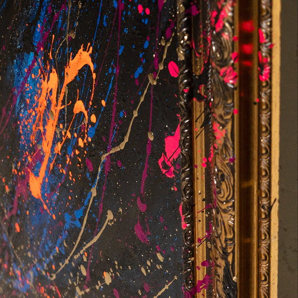 Wanddeko für Wohnzimmer mit Rahmen – Acrylgemälde "Gold in der Dunkelheit" in leuchtenden Farben