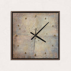 Wanduhr modern quadratisch – Lautlose Designer Wanduhr in Beige und Grau mit Gold-Akzenten