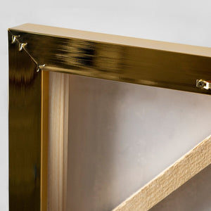 Handgemaltes Acrylbild „Heller Horizont" an der Wand – expressive Wandkunst in Grau und Gold